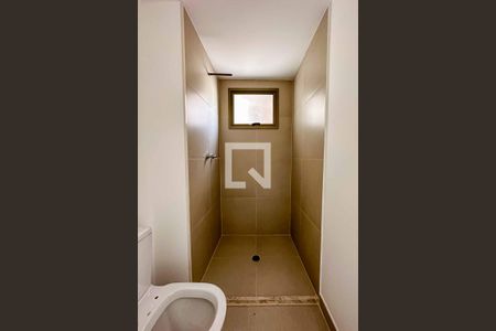 Apartamento à venda com 108m², 3 quartos e 2 vagasBanheiro da Suíte 2