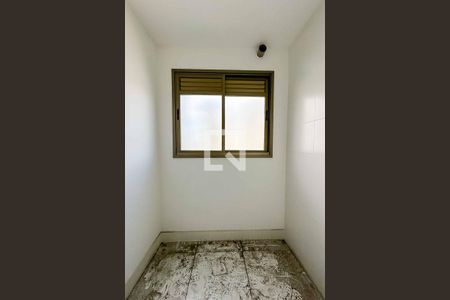 Apartamento à venda com 108m², 3 quartos e 2 vagasÁrea de Serviço