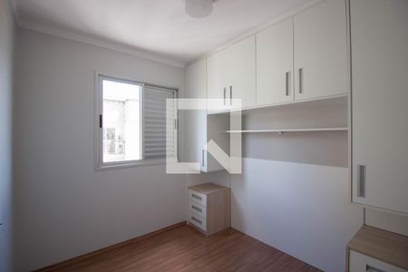 Quarto 2 de apartamento para alugar com 2 quartos, 52m² em Cidade Líder, São Paulo