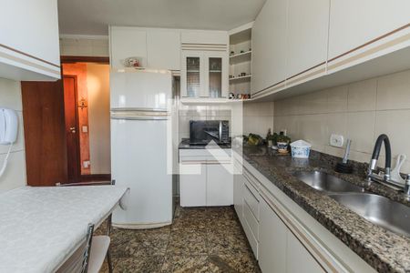 Apartamento à venda com 107m², 3 quartos e 2 vagas Apartamento à venda com 107m², 3 quartos e 2 vagasCozinha