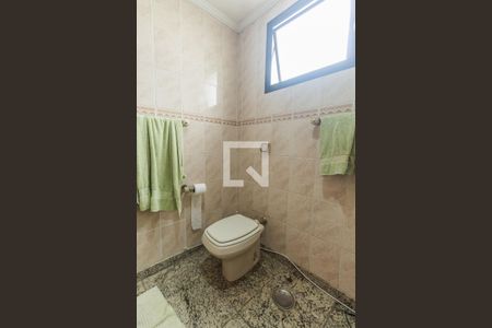 Apartamento à venda com 107m², 3 quartos e 2 vagas Apartamento à venda com 107m², 3 quartos e 2 vagasBanheiro da Suíte