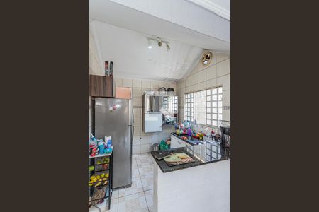 Casa à venda com 300m², 4 quartos e 1 vagaSala e cozinha - casa 2