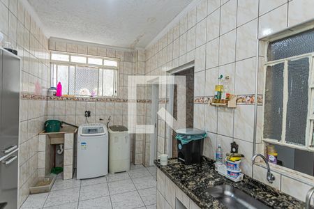 Casa à venda com 300m², 4 quartos e 1 vagaCozinha e Área de Serviço