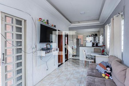 Casa à venda com 300m², 4 quartos e 1 vagaSala e cozinha - casa 2