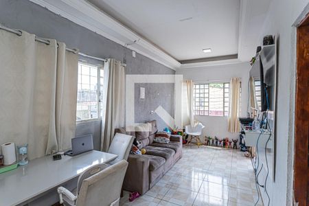 Casa à venda com 300m², 4 quartos e 1 vagaSala e cozinha - casa 2