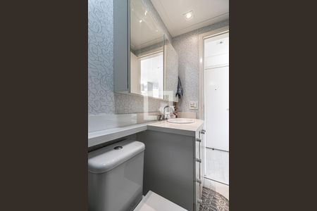 Banheiro de apartamento para alugar com 1 quarto, 37m² em Vila Moraes, São Paulo