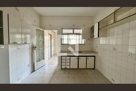 Casa à venda com 494m², 3 quartos e 4 vagascozinha