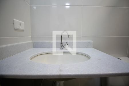Banheiro de casa de condomínio para alugar com 1 quarto, 18m² em Ipiranga, São Paulo
