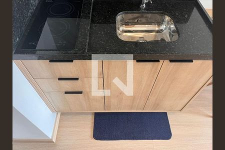 Cozinha de apartamento para alugar com 1 quarto, 32m² em Pompeia, São Paulo