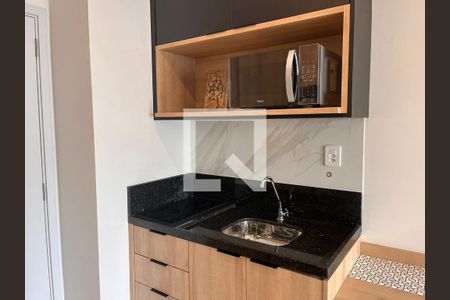 Cozinha de apartamento para alugar com 1 quarto, 32m² em Pompeia, São Paulo