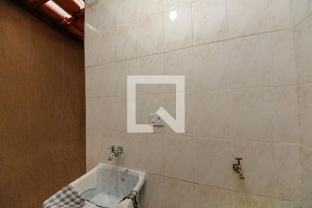 Casa para alugar com 54m², 2 quartos e sem vaga Casa para alugar com 54m², 2 quartos e sem vagaÁrea de Serviço