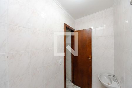 Casa para alugar com 54m², 2 quartos e sem vaga Casa para alugar com 54m², 2 quartos e sem vagaBanheiro