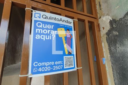Casa para alugar com 54m², 2 quartos e sem vaga Casa para alugar com 54m², 2 quartos e sem vagaFachada