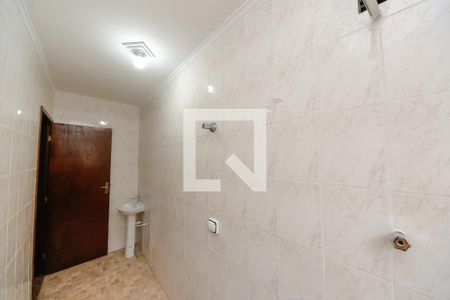 Casa para alugar com 54m², 2 quartos e sem vaga Casa para alugar com 54m², 2 quartos e sem vagaBanheiro Suíte