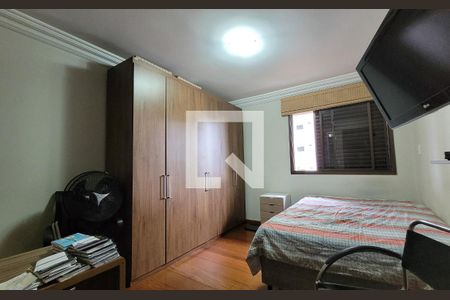 Quarto de apartamento à venda com 4 quartos, 192m² em Vila Assunção, Santo André