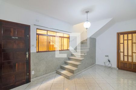 Sala de casa para alugar com 2 quartos, 135m² em Jardim Vila Rica, Santo André