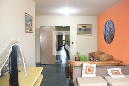 Sala 1 de casa à venda com 4 quartos, 300m² em Jardim Tranquilidade, Guarulhos