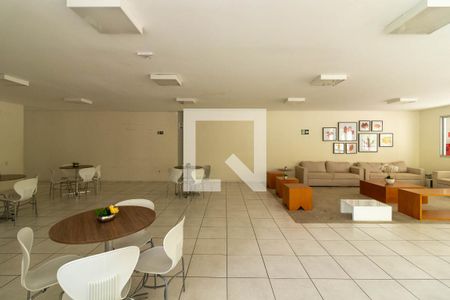 Apartamento para alugar com 45m², 2 quartos e 1 vagaÁrea comum - Salão de festas