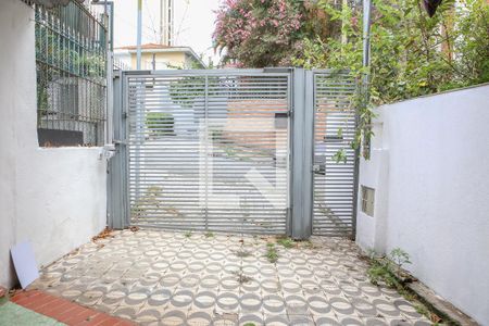 Casa à venda com 150m², 2 quartos e 2 vagas Casa à venda com 150m², 2 quartos e 2 vagasGaragem