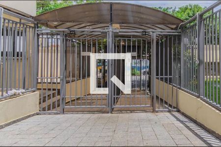 Apartamento para alugar com 50m², 2 quartos e 1 vaga Apartamento para alugar com 50m², 2 quartos e 1 vagaFachada