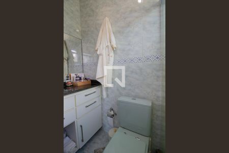 Casa à venda com 540m², 4 quartos e 3 vagasBanheiro da Suíte 2