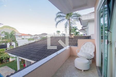 Casa à venda com 540m², 4 quartos e 3 vagasVaranda da Suite 1 