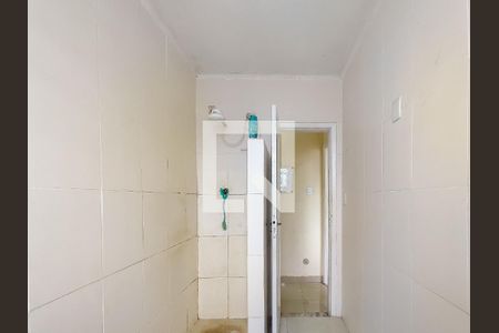 Apartamento à venda com 70m², 2 quartos e sem vagaBanheiro Corredor