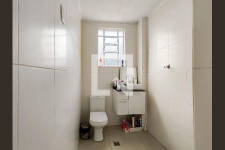 Apartamento à venda com 70m², 2 quartos e sem vagaBanheiro Corredor