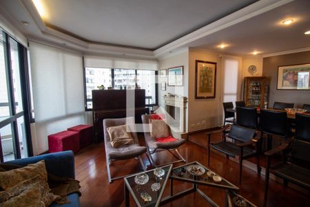 Sala de apartamento para alugar com 4 quartos, 139m² em Brooklin, São Paulo
