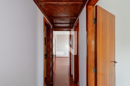 Corredor de apartamento para alugar com 3 quartos, 73m² em Vila Vera, São Paulo