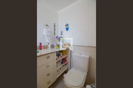 Apartamento à venda com 153m², 4 quartos e 3 vagasBanheiro da Suíte 4