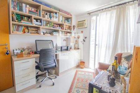 Apartamento à venda com 153m², 4 quartos e 3 vagasQuarto 3 - Suíte