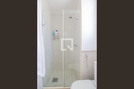 Apartamento à venda com 153m², 4 quartos e 3 vagasBanheiro Canadense