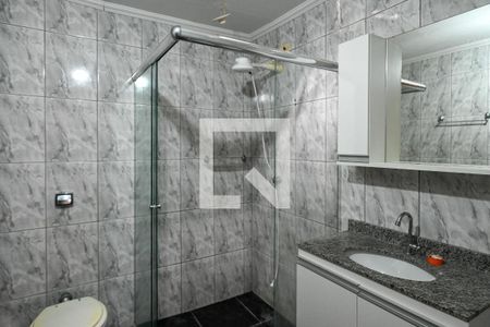 Casa à venda com 70m², 2 quartos e 2 vagas Casa à venda com 70m², 2 quartos e 2 vagasBanheiro