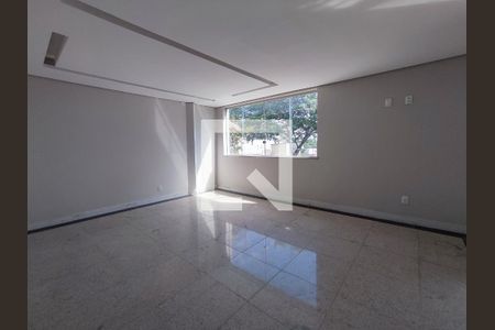 Sala 1  de casa à venda com 4 quartos, 720m² em Cabral, Contagem