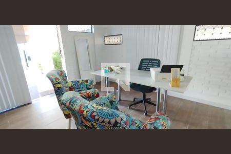 Casa para alugar com 450m², 5 quartos e 8 vagasEscritório