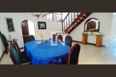 SALA de casa para alugar com 5 quartos, 450m² em Pituba, Salvador