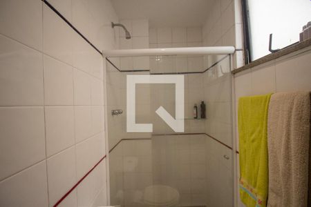 Apartamento para alugar com 190m², 4 quartos e 2 vagas Apartamento para alugar com 190m², 4 quartos e 2 vagasBanheiro da Suíte 1