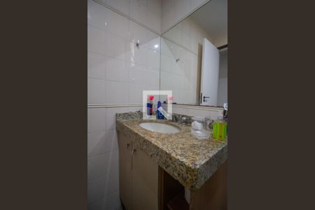 Apartamento para alugar com 190m², 4 quartos e 2 vagas Apartamento para alugar com 190m², 4 quartos e 2 vagasBanheiro Social