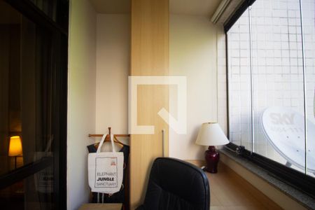 Apartamento para alugar com 190m², 4 quartos e 2 vagas Apartamento para alugar com 190m², 4 quartos e 2 vagasSacada da Suíte 2