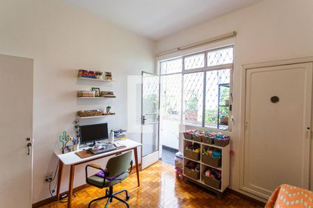 Quarto 2 de apartamento à venda com 4 quartos, 97m² em Funcionários, Belo Horizonte