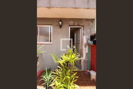 Casa à venda com 256m², 5 quartos e 8 vagas Casa à venda com 256m², 5 quartos e 8 vagasVaranda cs 2