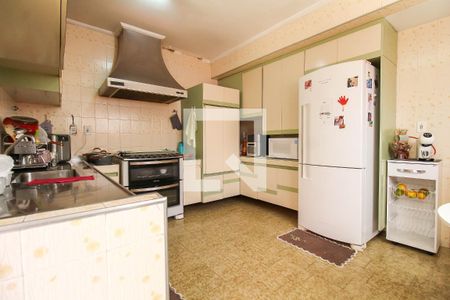 Casa à venda com 256m², 5 quartos e 8 vagas Casa à venda com 256m², 5 quartos e 8 vagasCozinha cs 1