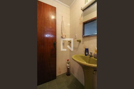 Casa à venda com 256m², 5 quartos e 8 vagas Casa à venda com 256m², 5 quartos e 8 vagasLavabo cs 2