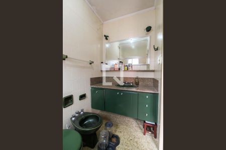 Casa à venda com 256m², 5 quartos e 8 vagas Casa à venda com 256m², 5 quartos e 8 vagasBanheiro da Suíte cs 1