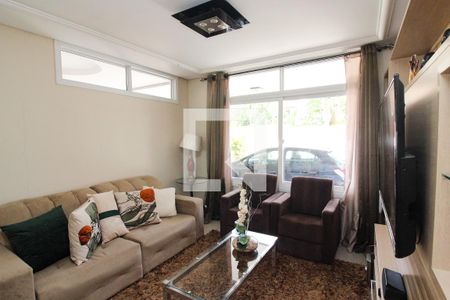 Sala 1 de casa de condomínio para alugar com 3 quartos, 180m² em Pedra Redonda, Porto Alegre