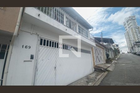 Casa para alugar com 40m², 2 quartos e sem vaga Casa para alugar com 40m², 2 quartos e sem vagaFachada