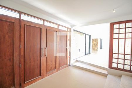 Hall de Entrada de casa à venda com 4 quartos, 810m² em Bandeirantes (pampulha), Belo Horizonte