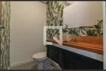 Casa de condomínio para alugar com 84m², 3 quartos e 2 vagasLavabo