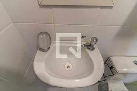 Casa de condomínio para alugar com 84m², 3 quartos e 2 vagasBanheiro Social